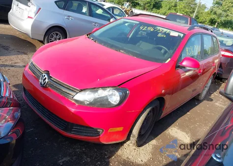2011 Volkswagen Jetta Sportwagen 2.5L S z USA, uszkodzony, nr VIN 3VWKX7AJ9BM666713